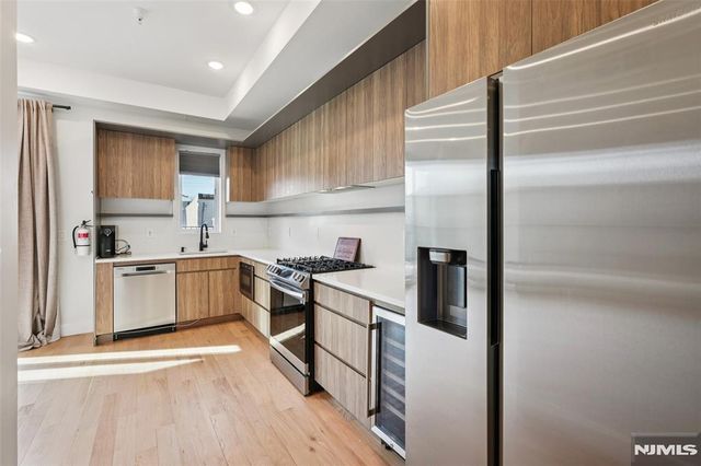 431 Palisade Avenue 3, Jersey City, NJ 07307