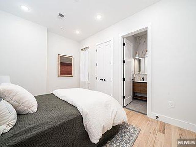 431 Palisade Avenue 3, Jersey City, NJ 07307