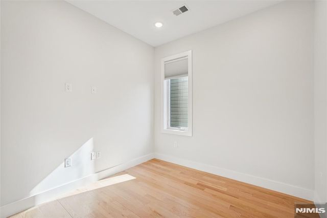 431 Palisade Avenue 3, Jersey City, NJ 07307