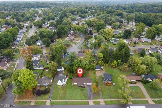 1720 Lincoln Way E, Massillon, OH 44646