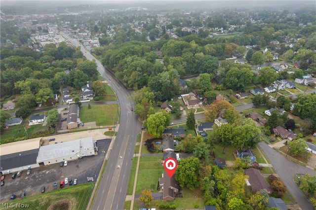 1720 Lincoln Way E, Massillon, OH 44646