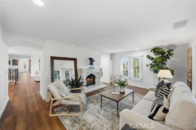 40900 Via Los Altos, Temecula, CA 92591