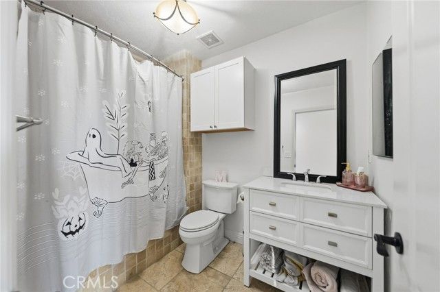 40900 Via Los Altos, Temecula, CA 92591