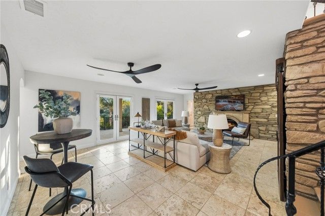 40900 Via Los Altos, Temecula, CA 92591