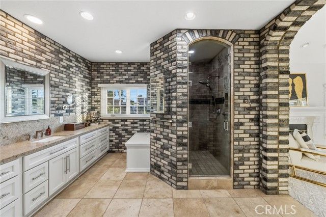 40900 Via Los Altos, Temecula, CA 92591