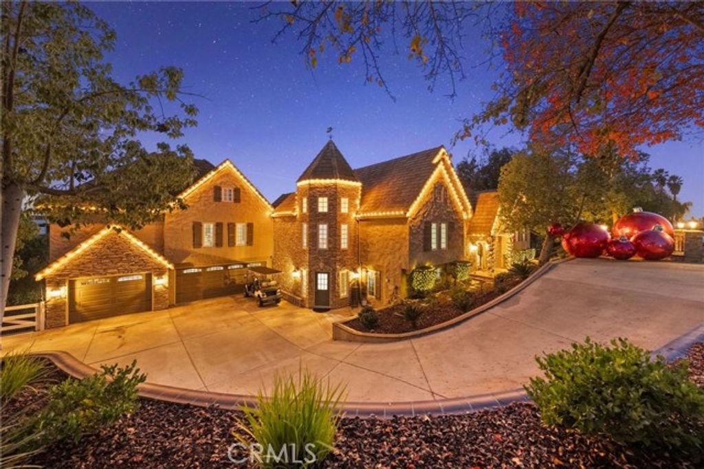 40900 Via Los Altos, Temecula, CA 92591