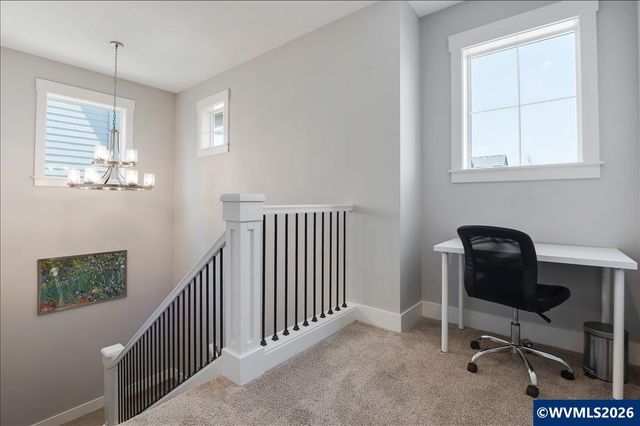 2754 Inna Av NW, Salem, OR 97304