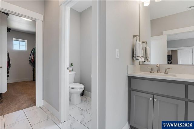 2754 Inna Av NW, Salem, OR 97304