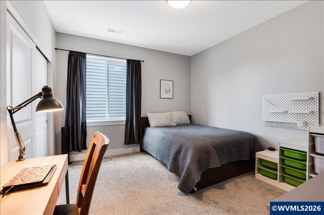 2754 Inna Av NW, Salem, OR 97304