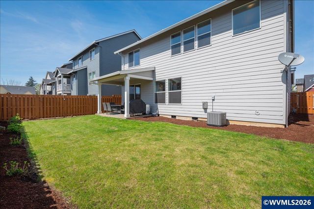 2754 Inna Av NW, Salem, OR 97304