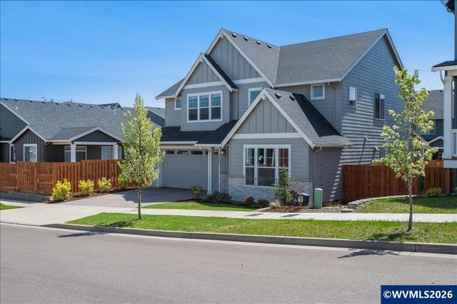2754 Inna Av NW, Salem, OR 97304