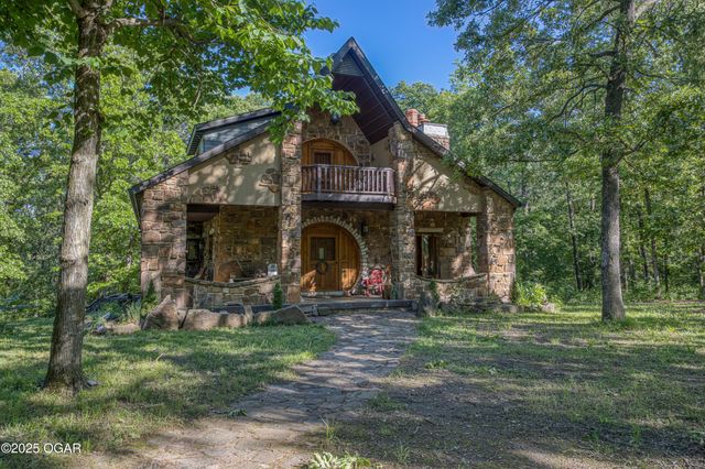 5000 & 4850 Chapel Road, Carthage, MO 64836