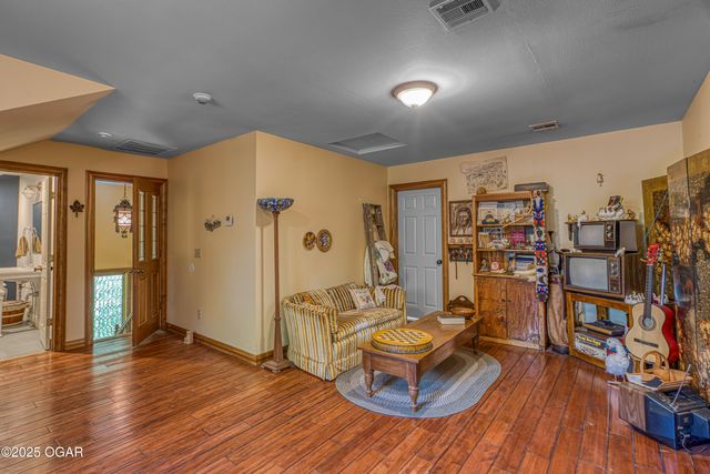 5000 & 4850 Chapel Road, Carthage, MO 64836