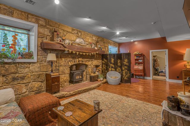 5000 & 4850 Chapel Road, Carthage, MO 64836