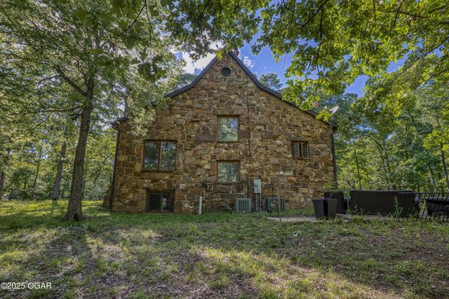 5000 & 4850 Chapel Road, Carthage, MO 64836