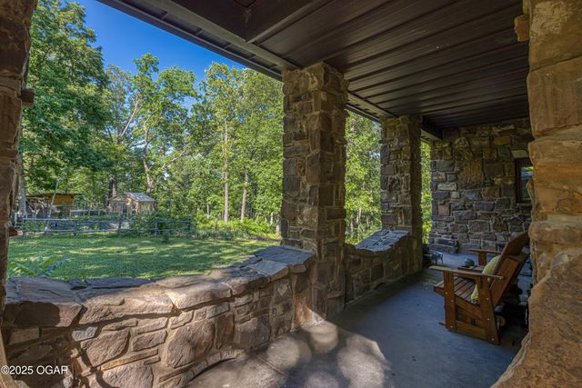 5000 & 4850 Chapel Road, Carthage, MO 64836