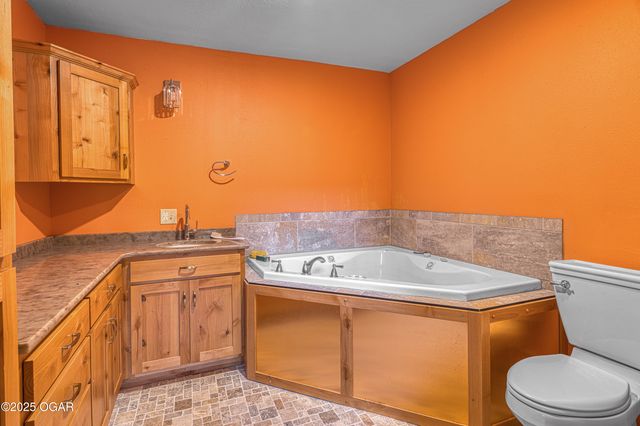 5000 & 4850 Chapel Road, Carthage, MO 64836