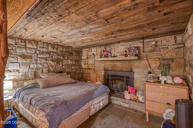 5000 & 4850 Chapel Road, Carthage, MO 64836