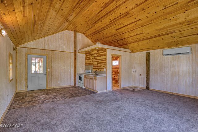 5000 & 4850 Chapel Road, Carthage, MO 64836