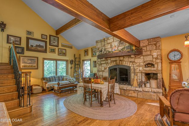 5000 & 4850 Chapel Road, Carthage, MO 64836