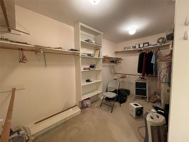 156 Old Bridge Lake, Houston, TX 77069