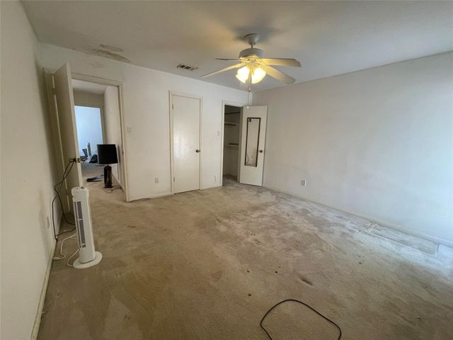 156 Old Bridge Lake, Houston, TX 77069