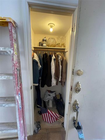 156 Old Bridge Lake, Houston, TX 77069