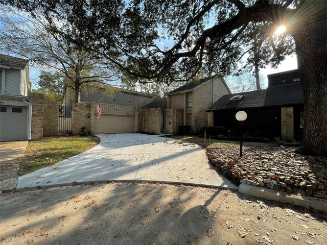 156 Old Bridge Lake, Houston, TX 77069