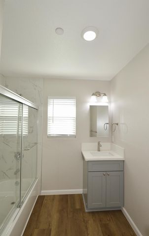 3422 E Michigan Avenue, Fresno, CA 93703
