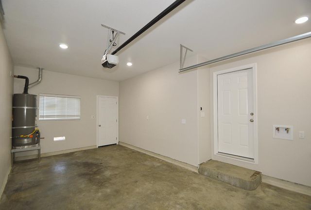 3422 E Michigan Avenue, Fresno, CA 93703