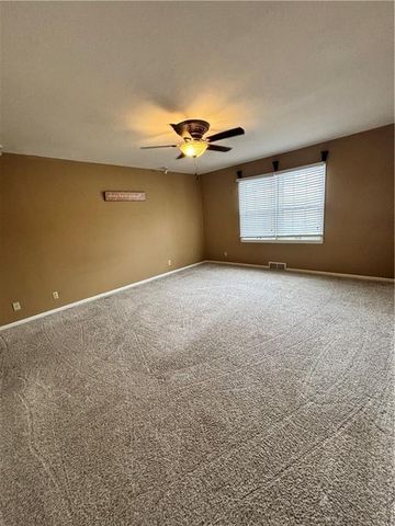 522 Ohio Street, Pittsburg, KS 66762