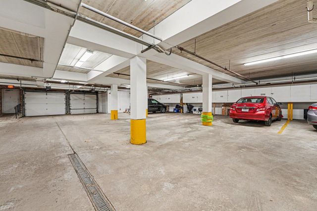 205 W Joliet Street 206, Schererville, IN 46375