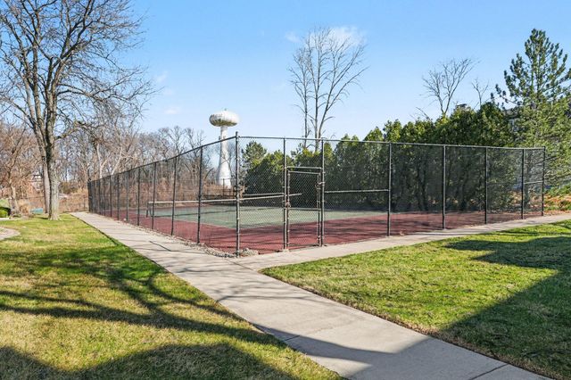 205 W Joliet Street 206, Schererville, IN 46375
