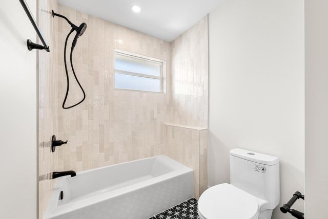 1607 Seabrook Road, Jupiter, FL 33469