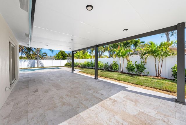 1607 Seabrook Road, Jupiter, FL 33469