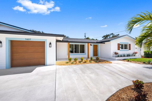 1607 Seabrook Road, Jupiter, FL 33469