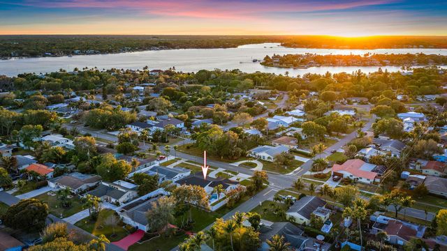 1607 Seabrook Road, Jupiter, FL 33469