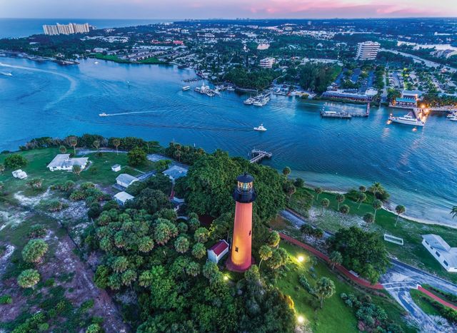 1607 Seabrook Road, Jupiter, FL 33469