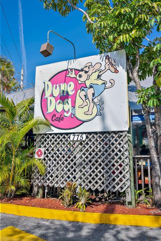 1607 Seabrook Road, Jupiter, FL 33469