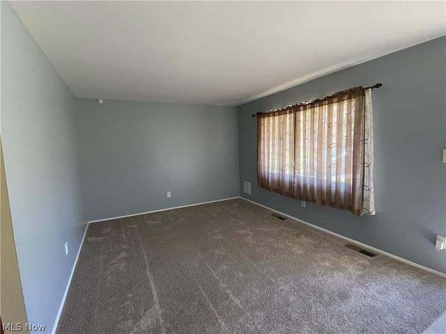 4138 Burkey Road, Austintown, OH 44515