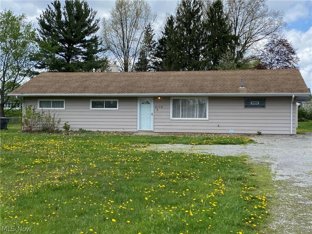 4138 Burkey Road, Austintown, OH 44515