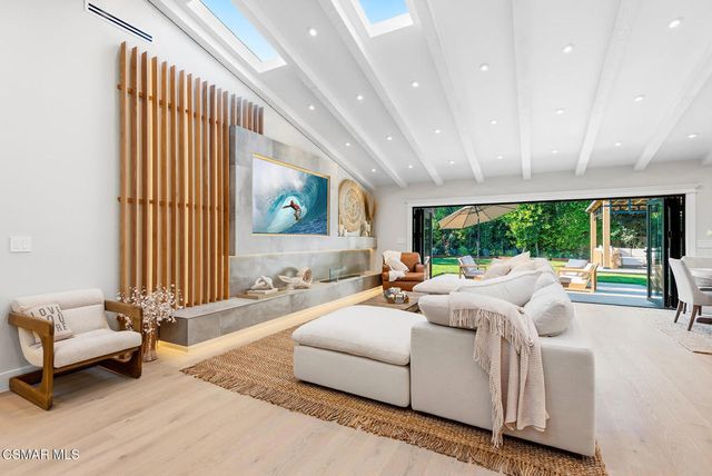 30647 La Sonora Drive, Malibu, CA 90265