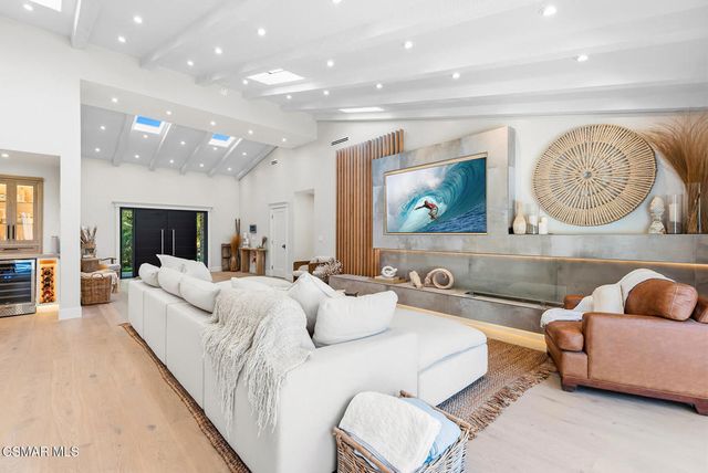 30647 La Sonora Drive, Malibu, CA 90265