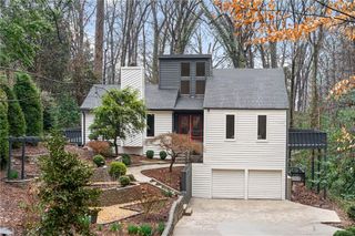 4595 Dudley Lane, Sandy Springs, GA 30327