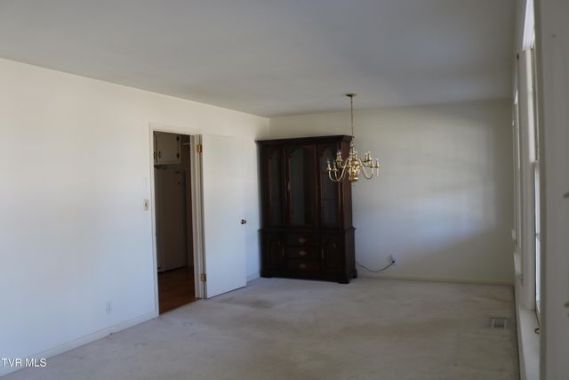 208 Brown Avenue, Johnson City, TN 37601