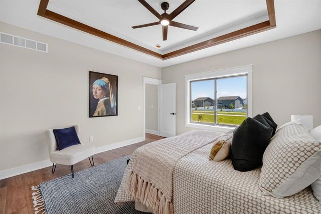 280 NW Copperleaf Court, Waukee, IA 50263