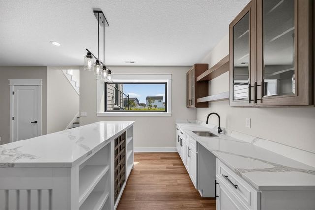 280 NW Copperleaf Court, Waukee, IA 50263