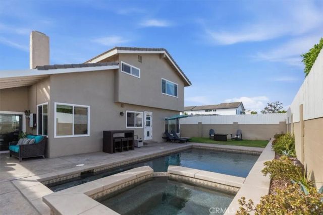 3816 Mistral, Huntington Beach, CA 92649