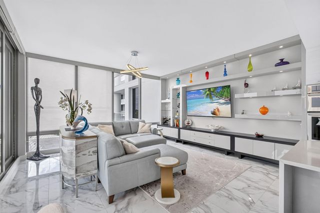 1 Water Club Way 503, North Palm Beach, FL 33408