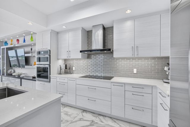 1 Water Club Way 503, North Palm Beach, FL 33408